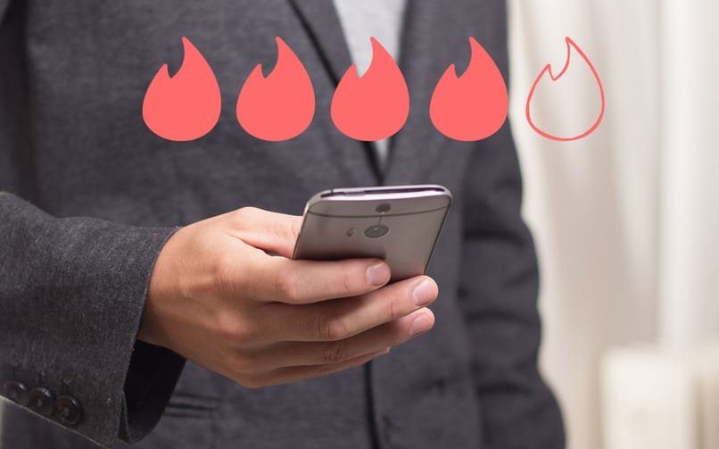 Que signifie l'étoile bleue de Tinder?