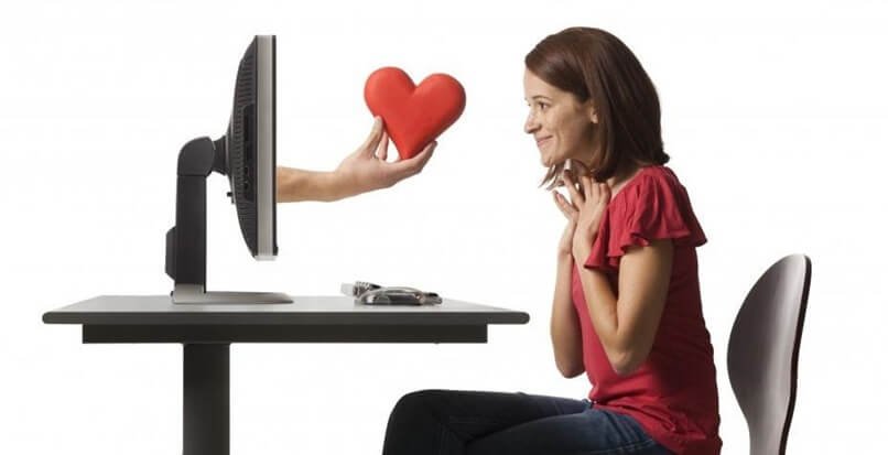 Que ne dois-je pas dire lors du début d'une conversation avec quelqu'un à Badoo?